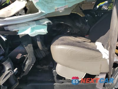 Zdjęcie 7 z 13 samochodu: 2018 GMC SAVANA G2500 VIN:1GTW7AFG1J1909408 - miniatura