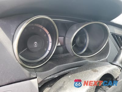 Zdjęcie 9 z 13 samochodu: 2013 HYUNDAI SONATA GLS VIN:5NPEB4AC1DH510074 - miniatura