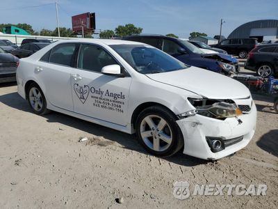 Czwarte zdjęcie samochodu z boku: 2014 TOYOTA CAMRY L VIN:4T1BF1FK3EU741969 - miniatura