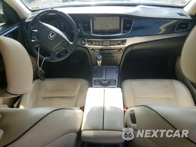 Zdjęcie 8 z 12 samochodu: 2015 HYUNDAI EQUUS SIGNATURE VIN:KMHGH4JH5FU093341 - miniatura