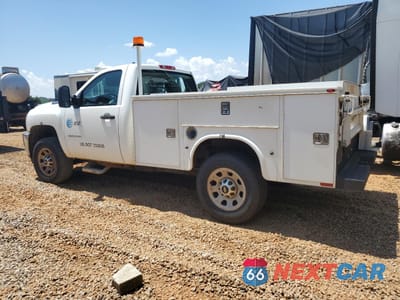 Drugie zdjęcie samochodu z przodu: 2014 CHEVROLET SILVERADO C3500 VIN:1GB3CZCG5EF156738 - miniatura