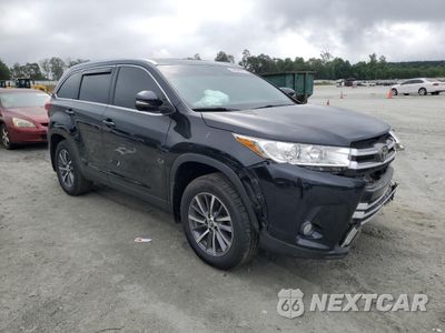 Czwarte zdjęcie samochodu z boku: 2019 TOYOTA HIGHLANDER SE VIN:5TDJZRFH5KS734001 - miniatura