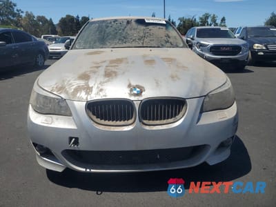 Piąte zdjęcie samochodu w środku: 2004 BMW 545 I VIN:WBANB33584B110570 - miniatura