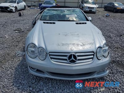 Piąte zdjęcie samochodu w środku: 2007 MERCEDES-BENZ SL 550 VIN:WDBSK71F87F133710 - miniatura