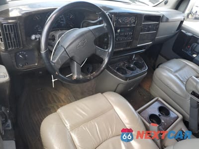 Zdjęcie 8 z 13 samochodu: 2004 CHEVROLET EXPRESS G1500 VIN:1GBFH15T241115442 - miniatura