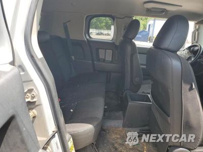 Zdjęcie 11 z 13 samochodu: 2014 TOYOTA FJ CRUISER VIN:JTEBU4BF3EK183441 - miniatura