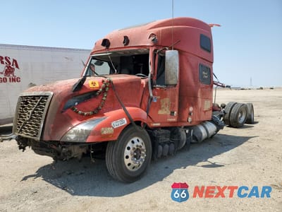 Drugie zdjęcie samochodu z przodu: 2025 VOLVO VN VNL VIN:4V4NC9EHXSN691970 - miniatura