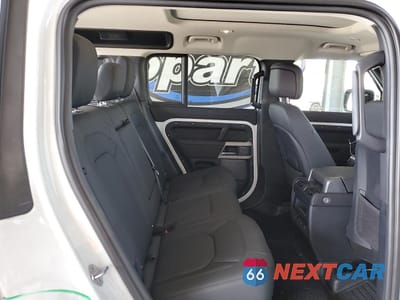 Zdjęcie 10 z 14 samochodu: 2024 LAND ROVER DEFENDER 110 S VIN:SALEJ7EU9R2310133 - miniatura