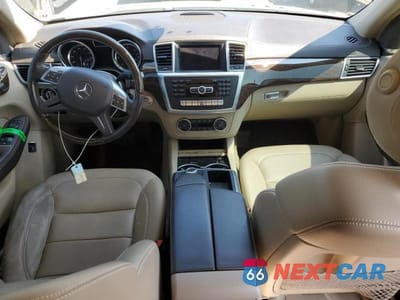 Zdjęcie 8 z 13 samochodu: 2012 MERCEDES-BENZ ML 350 BLUETEC VIN:4JGDA2EB6CA044759 - miniatura