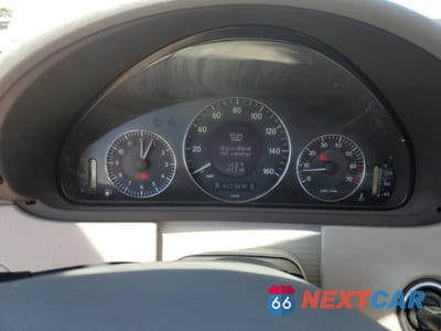 Zdjęcie 9 z 12 samochodu: 2003 MERCEDES-BENZ CLK 500 VIN:WDBTJ75J13F041726 - miniatura