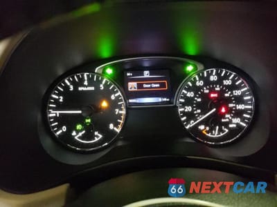 Zdjęcie 9 z 13 samochodu: 2018 NISSAN PATHFINDER S VIN:5N1DR2MN1JC614043 - miniatura