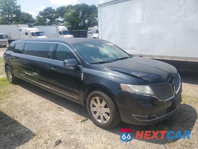 Czwarte zdjęcie samochodu z boku: 2013 LINCOLN MKT VIN:2L1MJ5LK8DBL58375 - miniatura