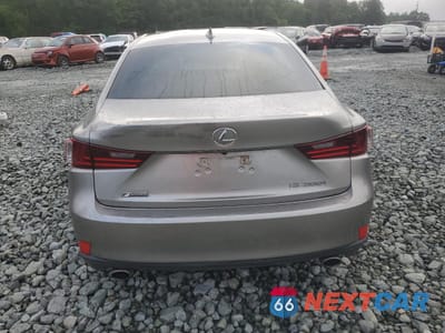 Zdjęcie 6 z 15 samochodu: 2016 LEXUS IS 200T VIN:JTHBA1D2XG5011137 - miniatura