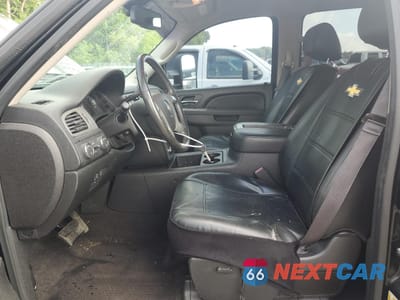 Zdjęcie 7 z 15 samochodu: 2013 CHEVROLET SILVERADO K3500 LTZ VIN:1GC4K1C87DF215834 - miniatura