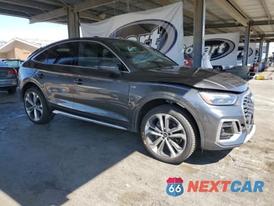 Czwarte zdjęcie samochodu z boku: 2021 AUDI Q5 SPORTBACK PREMIUM PLUS VIN:WA15AAFYXM2113478 - miniatura