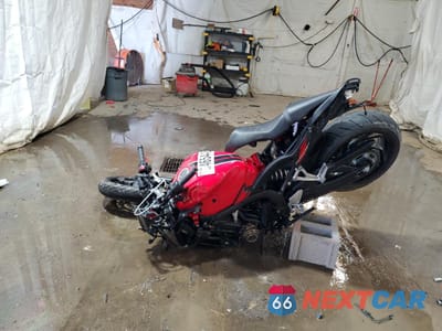 Trzecie zdjęcie samochodu z tyłu: 2018 HONDA CB650 F VIN:MLHRC7512J5000429 - miniatura
