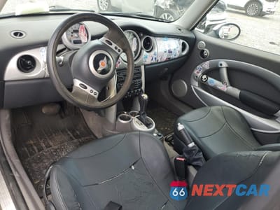 Zdjęcie 8 z 12 samochodu: 2003 MINI COOPER VIN:WMWRC33453TE16014 - miniatura