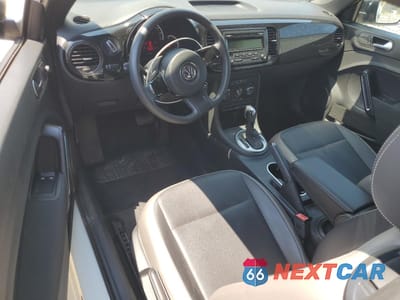 Zdjęcie 8 z 12 samochodu: 2015 VOLKSWAGEN BEETLE 1.8T VIN:3VWF17AT4FM634388 - miniatura