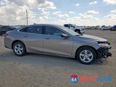 Czwarte zdjęcie samochodu z boku: 2024 CHEVROLET MALIBU LS VIN:1G1ZB5ST6RF225466 - miniatura