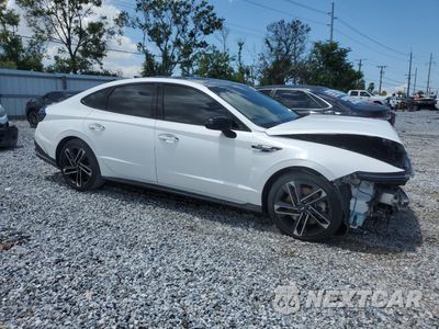 Czwarte zdjęcie samochodu z boku: 2025 HYUNDAI SONATA N LINE VIN:KMHL54JCXSA500397 - miniatura