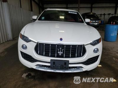 Piąte zdjęcie samochodu w środku: 2018 MASERATI LEVANTE LUXURY VIN:ZN661XUL7JX297215 - miniatura