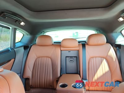 Zdjęcie 10 z 16 samochodu: 2019 MASERATI LEVANTE LUXURY VIN:ZN661XULXKX320598 - miniatura