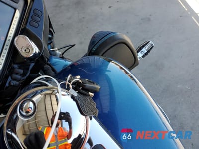 Zdjęcie 8 z 9 samochodu: 2014 HARLEY-DAVIDSON FLHTK ELECTRA GLIDE ULTRA LIMITED VIN:1HD1KEL14EB630355 - miniatura