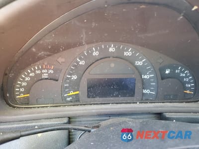 Zdjęcie 9 z 14 samochodu: 2004 MERCEDES-BENZ C 230K SPORT SEDAN VIN:WDBRF40J84A611754 - miniatura