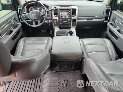 Zdjęcie 8 z 12 samochodu: 2016 RAM 2500 SLT VIN:3C6UR5ML5GG113142 - miniatura
