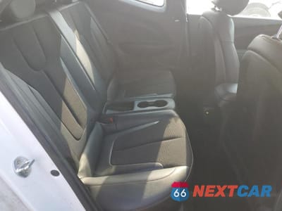Zdjęcie 10 z 12 samochodu: 2019 HYUNDAI VELOSTER 2.0L PREMIUM VIN:KMHTG6AFXKU009505 - miniatura