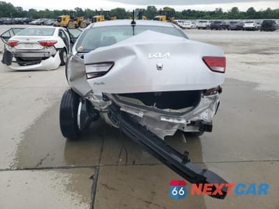 Zdjęcie 6 z 12 samochodu: 2023 KIA RIO LX VIN:3KPA24AD6PE555169 - miniatura