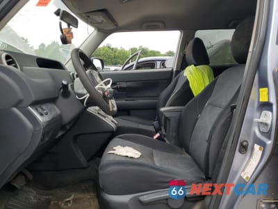 Zdjęcie 7 z 13 samochodu: 2011 TOYOTA SCION XB VIN:JTLZE4FE0B1123642 - miniatura