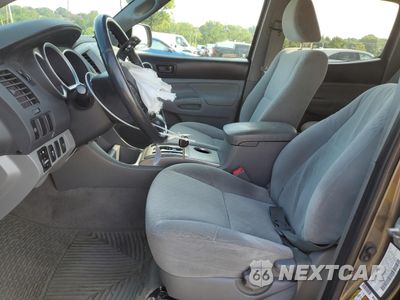 Zdjęcie 7 z 14 samochodu: 2010 TOYOTA TACOMA DOUBLE CAB VIN:3TMLU4EN1AM051034 - miniatura