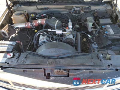 Zdjęcie 11 z 14 samochodu: 1998 CHEVROLET GMT-400 K2500 VIN:1GCGK29R1WE217428 - miniatura