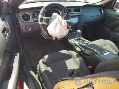 Zdjęcie 8 z 15 samochodu: 2014 FORD MUSTANG VIN:1ZVBP8AM2E5207808 - miniatura