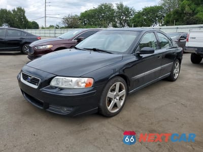 2004 VOLVO S60 R YV1RH52Y342360724 - główne zdjęcie licytacji z USA - miniatura