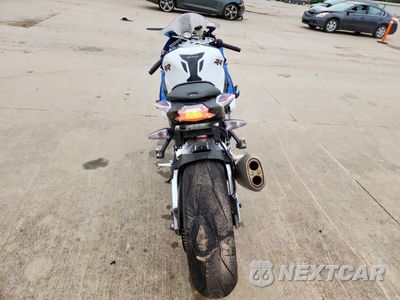Czwarte zdjęcie samochodu z boku: 2015 BMW S 1000 RR VIN:WB10D2101FZ352701 - miniatura
