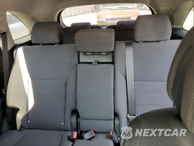Zdjęcie 10 z 15 samochodu: 2017 KIA SORENTO LX VIN:5XYPGDA52HG197058 - miniatura