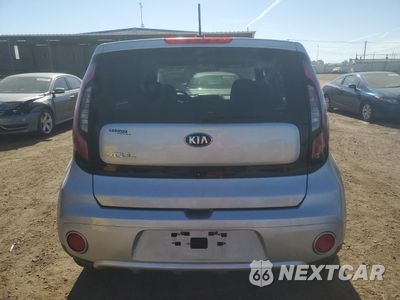 Zdjęcie 6 z 12 samochodu: 2018 KIA SOUL + VIN:KNDJP3A5XJ7509114 - miniatura