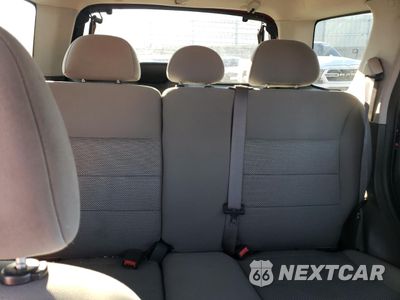 Zdjęcie 10 z 13 samochodu: 2006 FORD ESCAPE XLT VIN:1FMYU93106KA22654 - miniatura