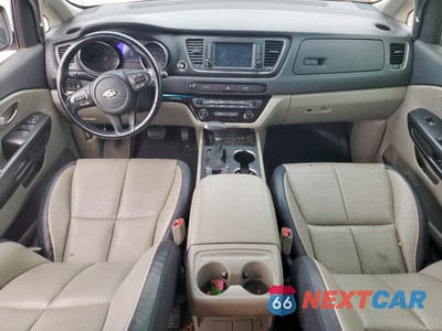 Zdjęcie 8 z 13 samochodu: 2020 KIA SEDONA LX VIN:KNDMB5C11L6642886 - miniatura