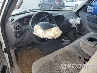 Zdjęcie 8 z 12 samochodu: 2000 FORD F150 VIN:1FTRX17W3YNB61881 - miniatura