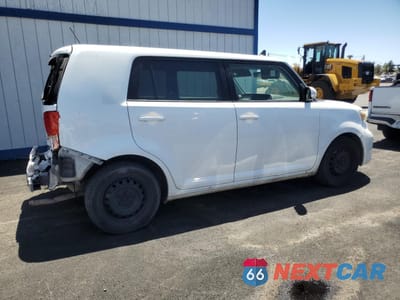 Trzecie zdjęcie samochodu z tyłu: 2013 TOYOTA SCION XB VIN:JTLZE4FEXDJ047267 - miniatura