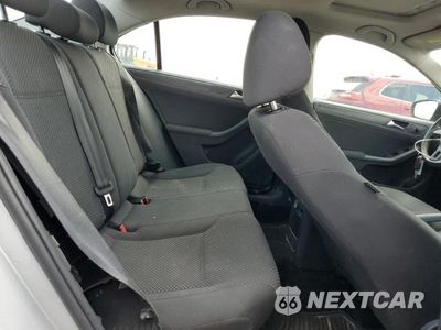 Zdjęcie 10 z 12 samochodu: 2012 VOLKSWAGEN JETTA BASE VIN:3VW2K7AJ7CM382755 - miniatura