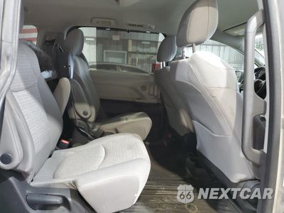 Zdjęcie 11 z 14 samochodu: 2022 TOYOTA SIENNA LE VIN:5TDKSKFCXNS065443 - miniatura