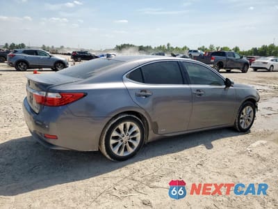 Trzecie zdjęcie samochodu z tyłu: 2015 LEXUS ES 300H VIN:JTHBW1GG1F2082364 - miniatura