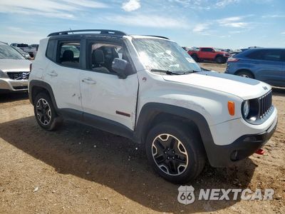 Czwarte zdjęcie samochodu z boku: 2016 JEEP RENEGADE TRAILHAWK VIN:ZACCJBCT9GPC66570 - miniatura
