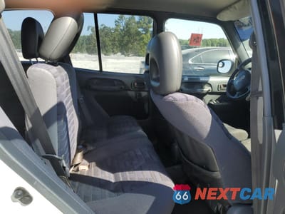 Zdjęcie 11 z 13 samochodu: 1997 TOYOTA RAV4 VIN:JT3GP10V8V0018317 - miniatura