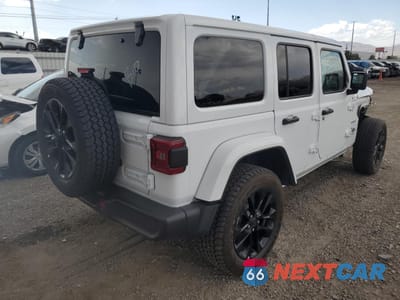 Trzecie zdjęcie samochodu z tyłu: 2024 JEEP WRANGLER SAHARA 4XE VIN:1C4RJXP67RW270764 - miniatura