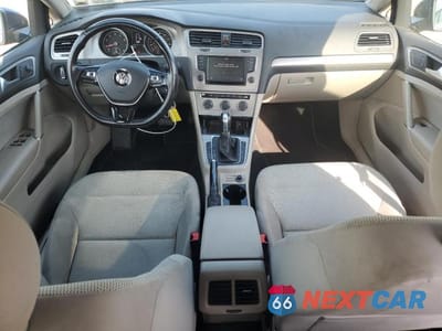 Zdjęcie 8 z 12 samochodu: 2017 VOLKSWAGEN GOLF SPORTWAGEN S VIN:3VW017AU8HM508052 - miniatura